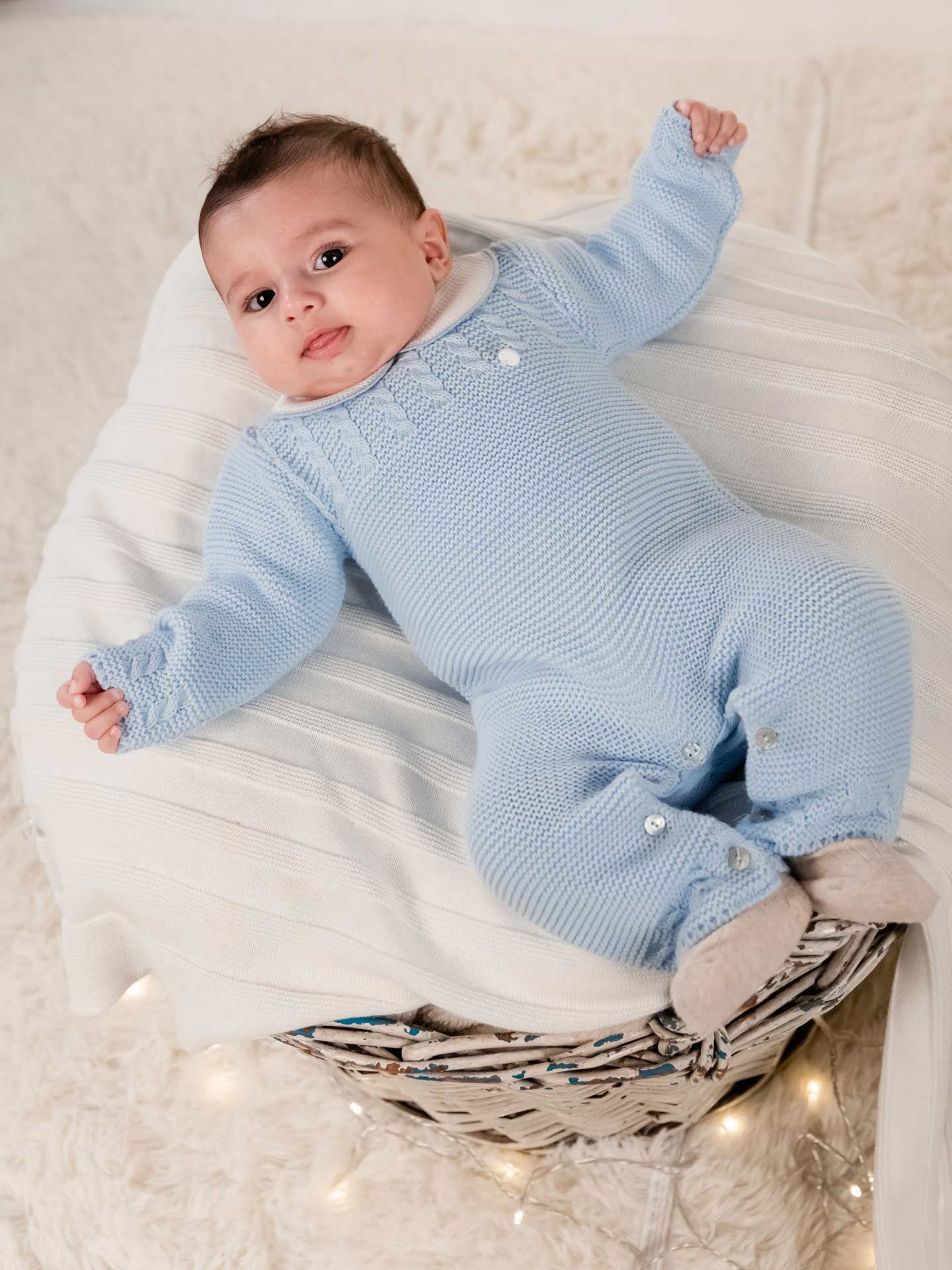 Babygrow with round neck: BLUE