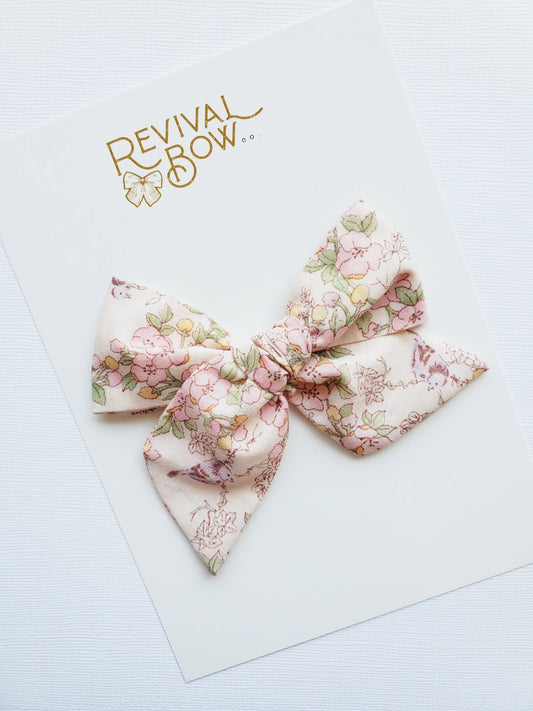 Kids Hair Bows • Vintage • Pink Bow • Floral Bow