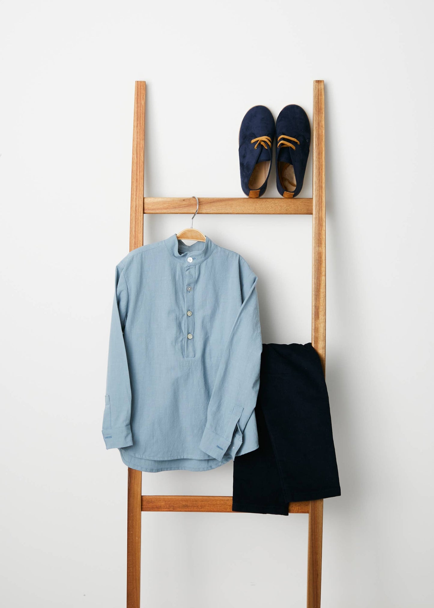 BOY'S LIGHT BLUE LONG SLEEVE SHIRT: 6